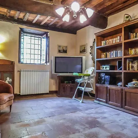 Sandra Spacious Tuscan With Private Pool Piaggiori