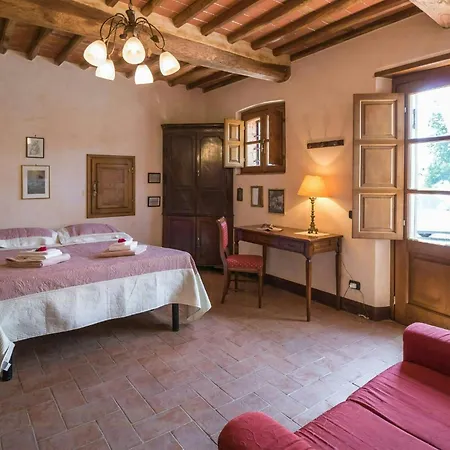 Sandra Spacious Tuscan With Private Pool Piaggiori